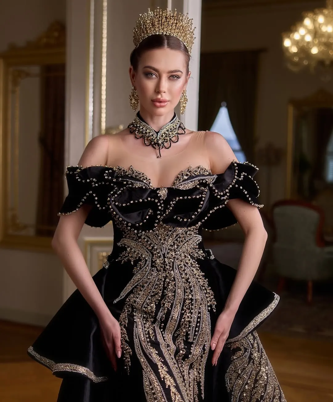 Kristal Taş Ve Dantel İşlemeli Siyah Nişanlık