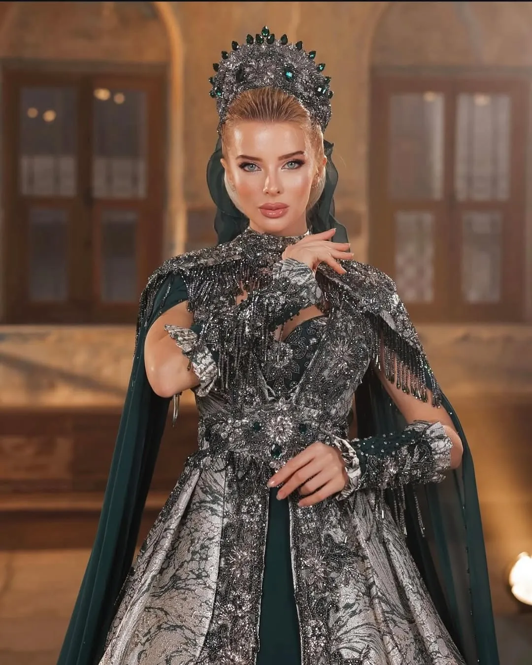 Kristal Taş Ve Dantel İşlemeli Yeşil Nişanlık